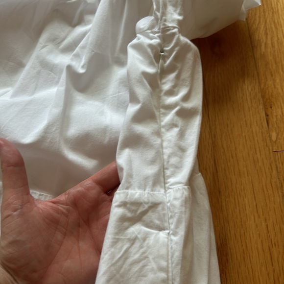 Never worn- JCREW white ruffle dress with pockets - Picture 6 of 6